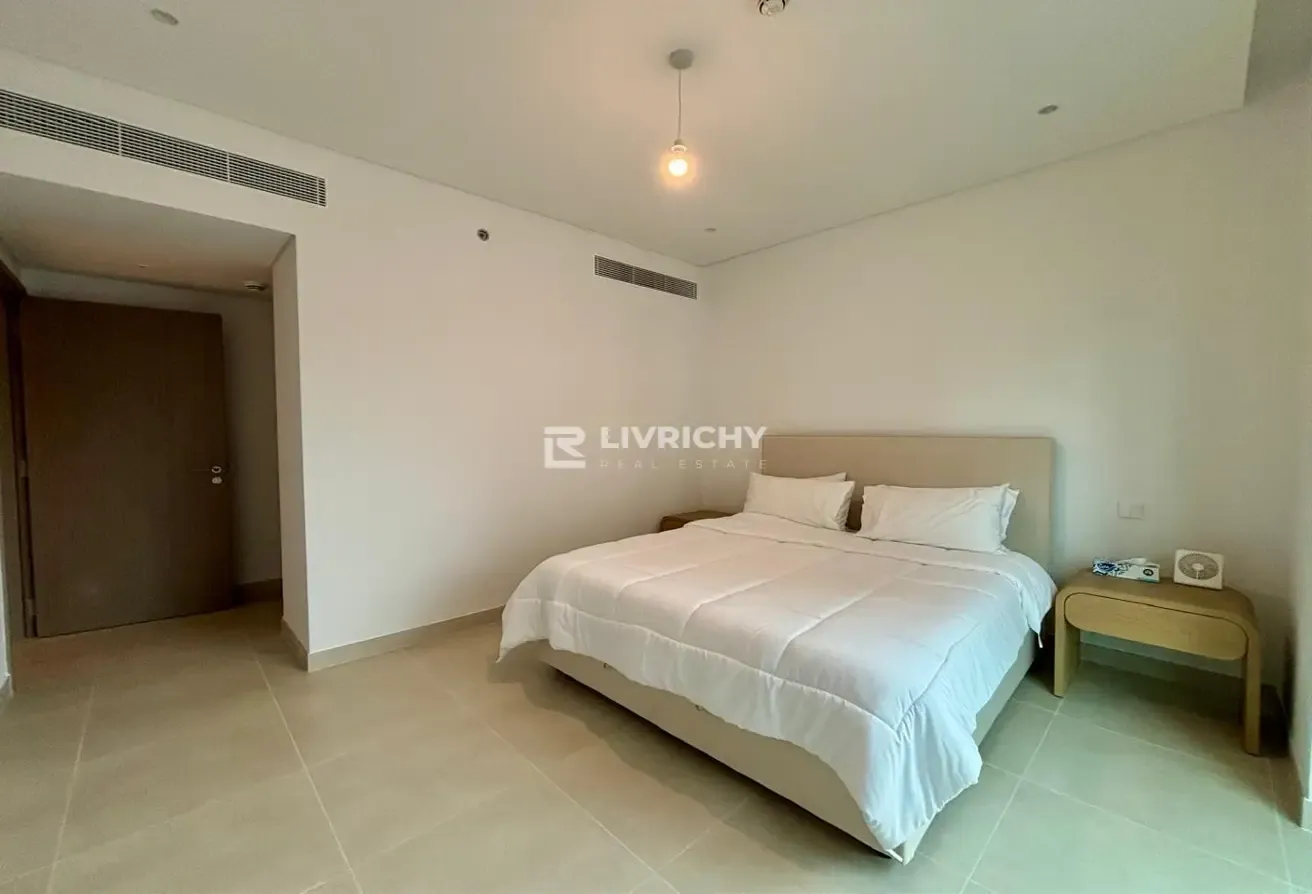FULLY FURNISHED | PARK VIEW | CORNER UNIT