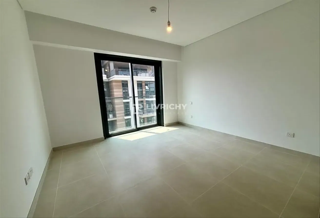 FULLY FURNISHED | PARK VIEW | CORNER UNIT