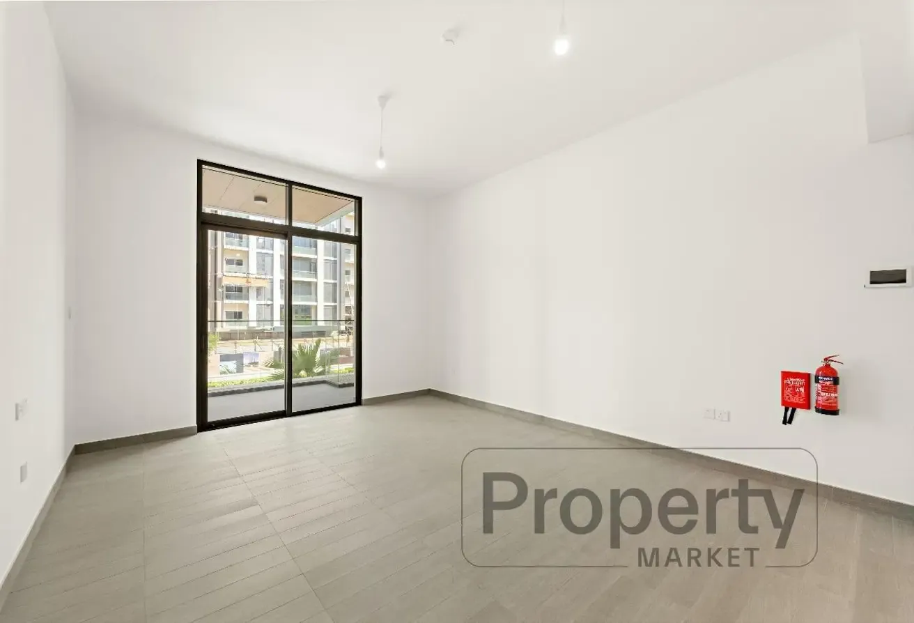 12 Payments Option | Natural Light | Spacious