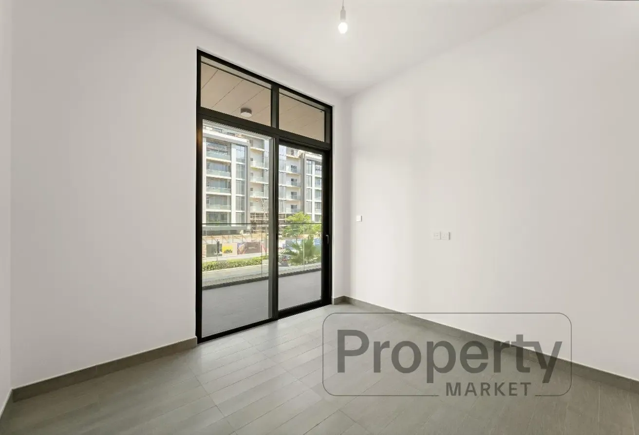 12 Payments Option | Natural Light | Spacious