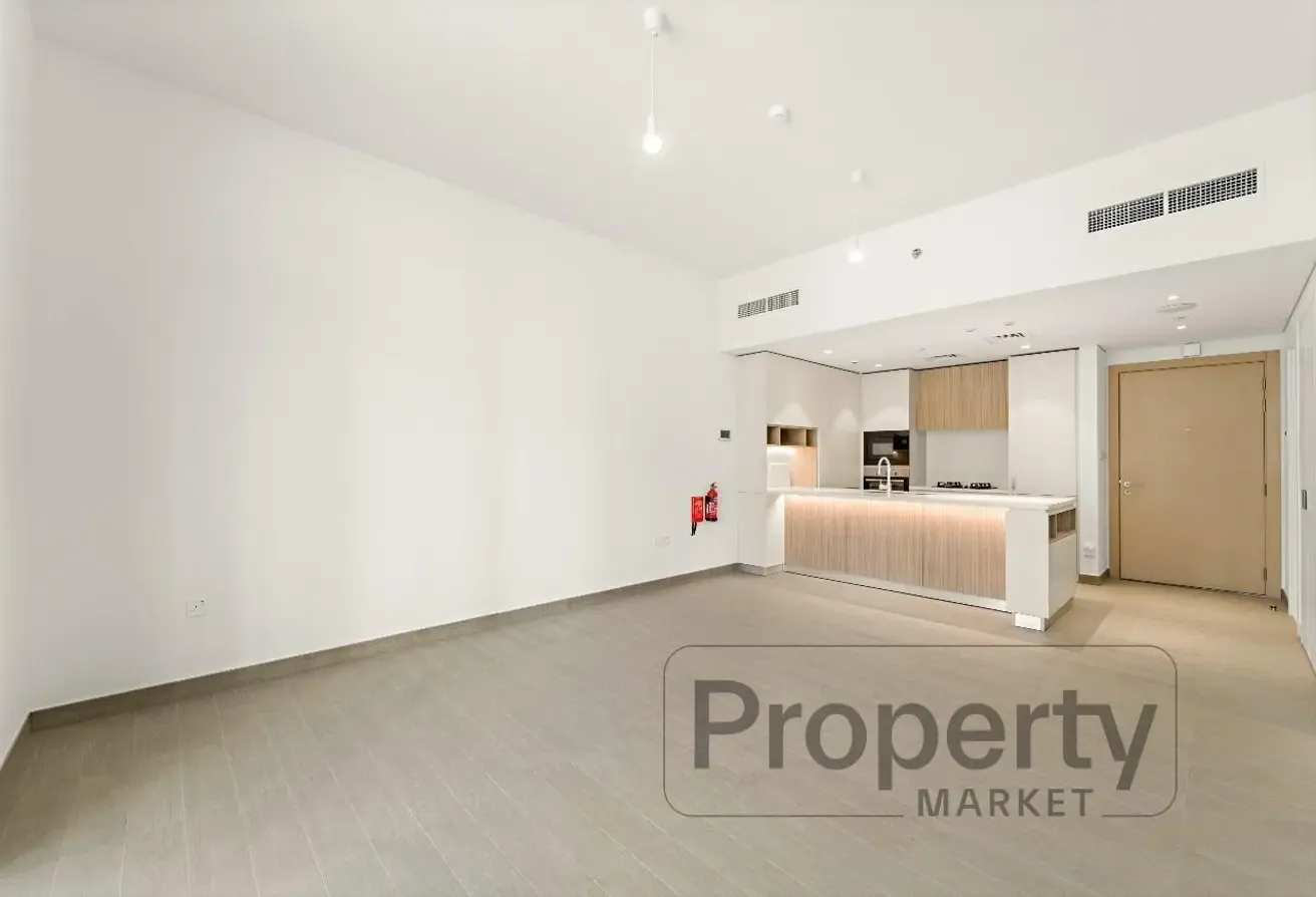 12 Payments Option | Natural Light | Spacious