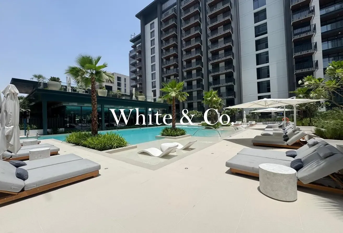 Pool View | Multi Options | Spacious 1 Bed