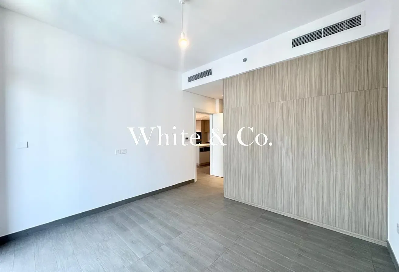 Pool View | Multi Options | Spacious 1 Bed