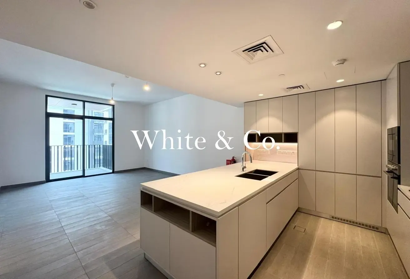 Pool View | Multi Options | Spacious 1 Bed