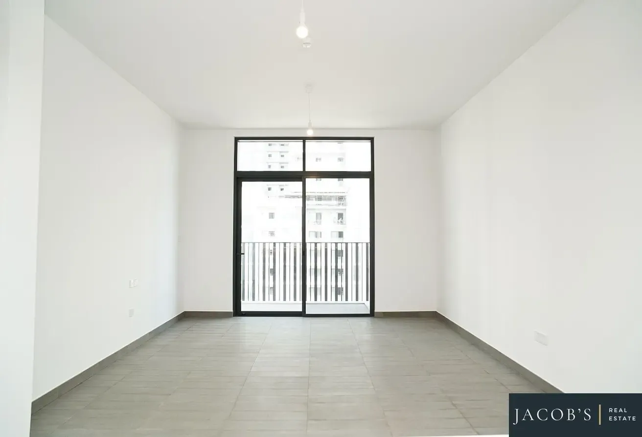 Largest Layout I Top Floor I Vacant