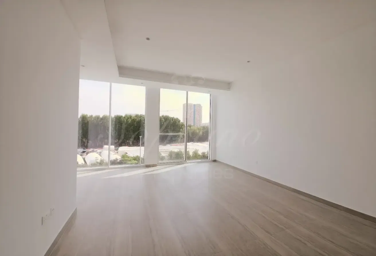 Modern 4BR Ixora Villa | Water View | Private Lift