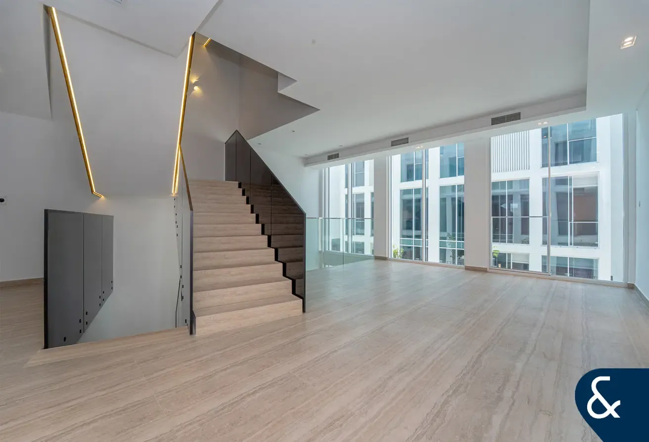 Brand New | 4,940 BUA | Lagoon Access