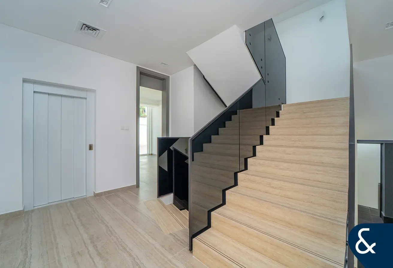 Brand New | 4,940 BUA | Lagoon Access