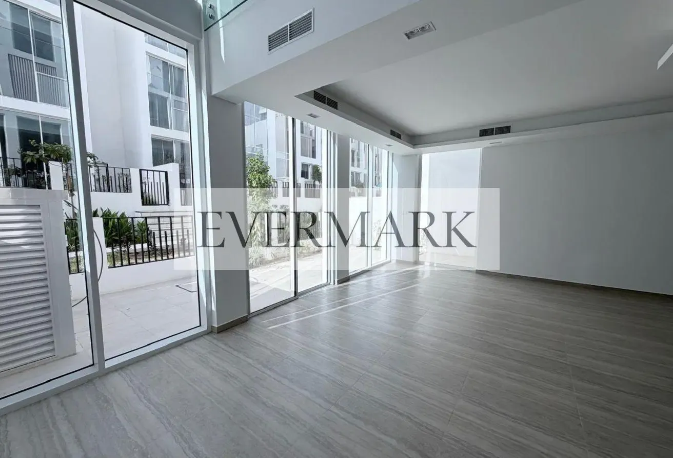 Best Price | Spacious Townhouse | Ready to Move In