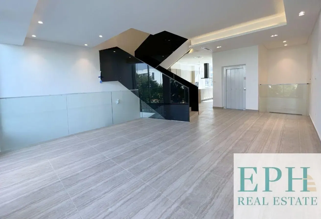 STUNNING LAGOON VIEW I READY TO MOVE I BRAND NEW