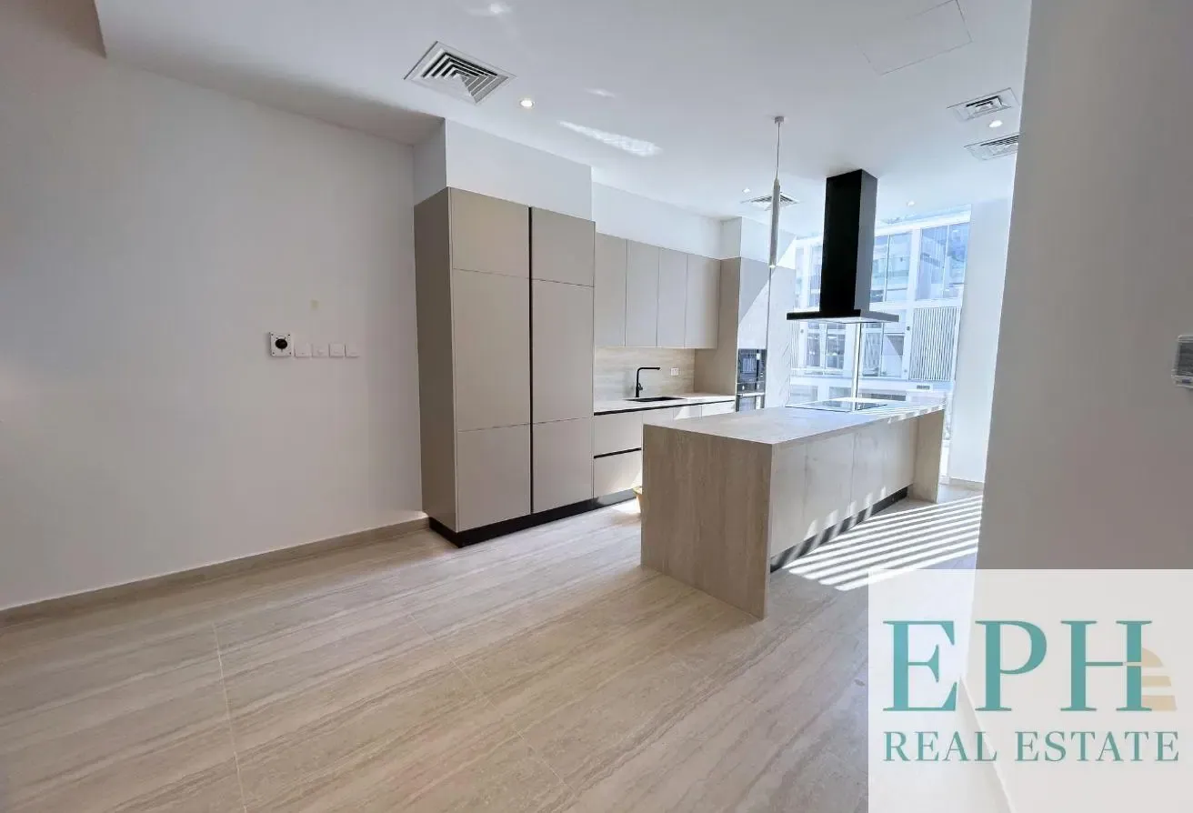 STUNNING LAGOON VIEW I READY TO MOVE I BRAND NEW