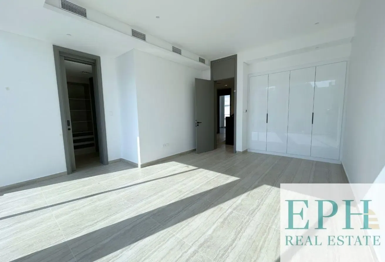 STUNNING LAGOON VIEW I READY TO MOVE I BRAND NEW