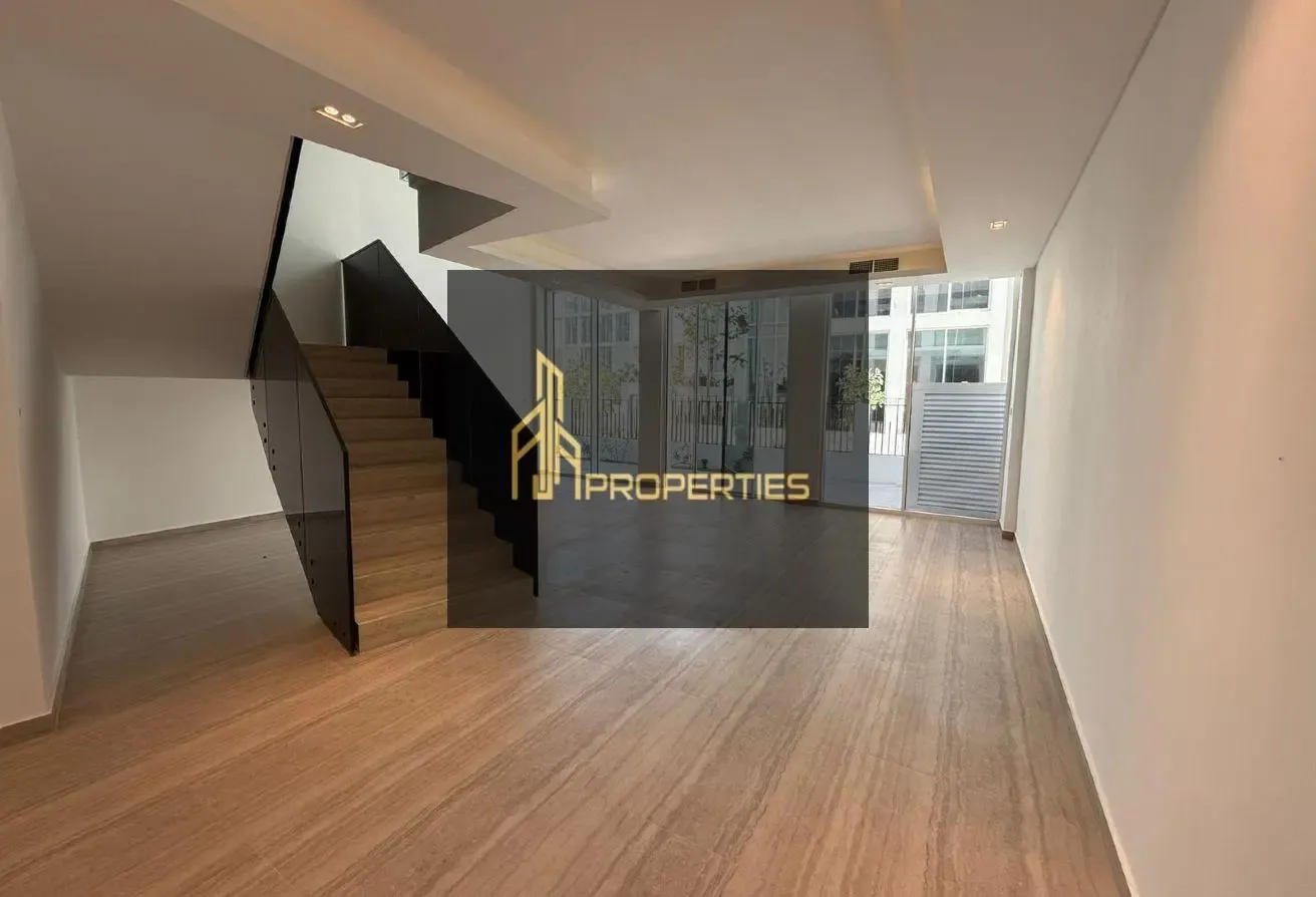 EXCLUSIVE | CORNER UNIT | TYPE D | VACANT