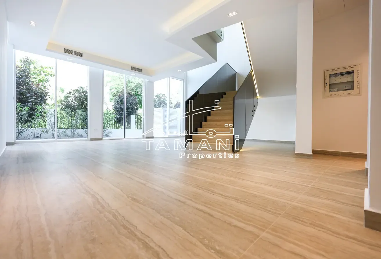 Single Row | Lagoon View | Green Community