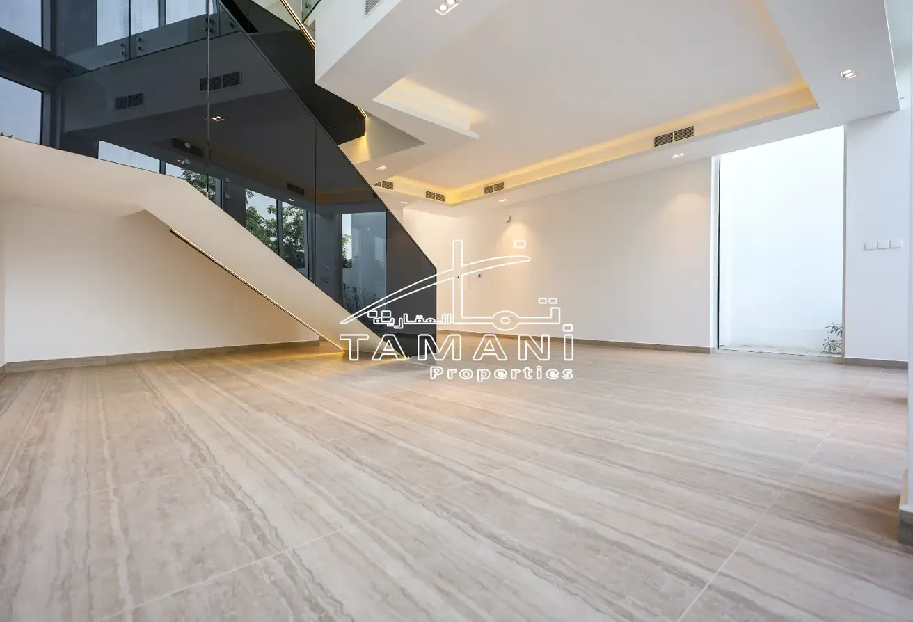 Single Row | Lagoon View | Green Community