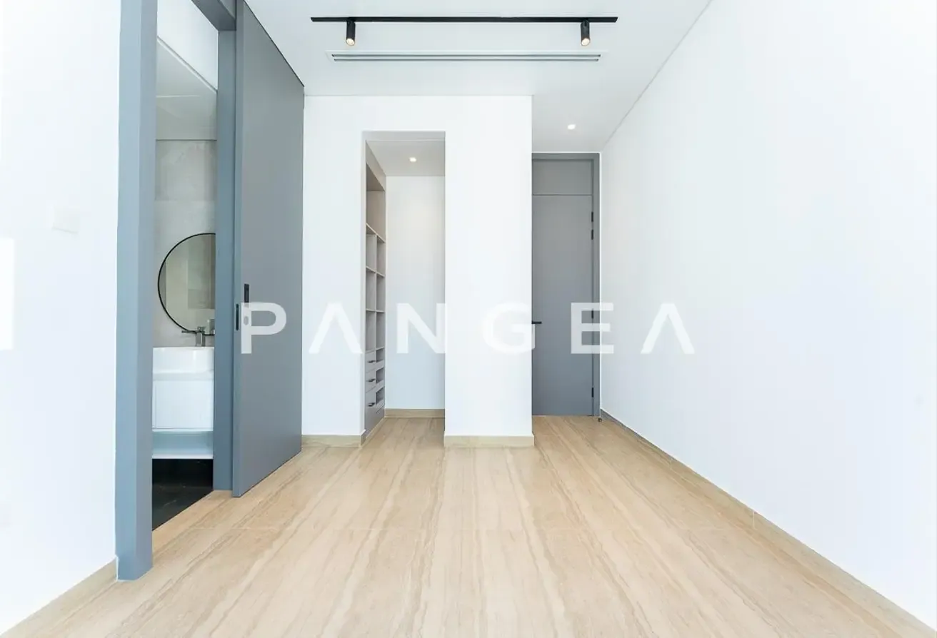 Exclusive Unit | Brand New | Options Available