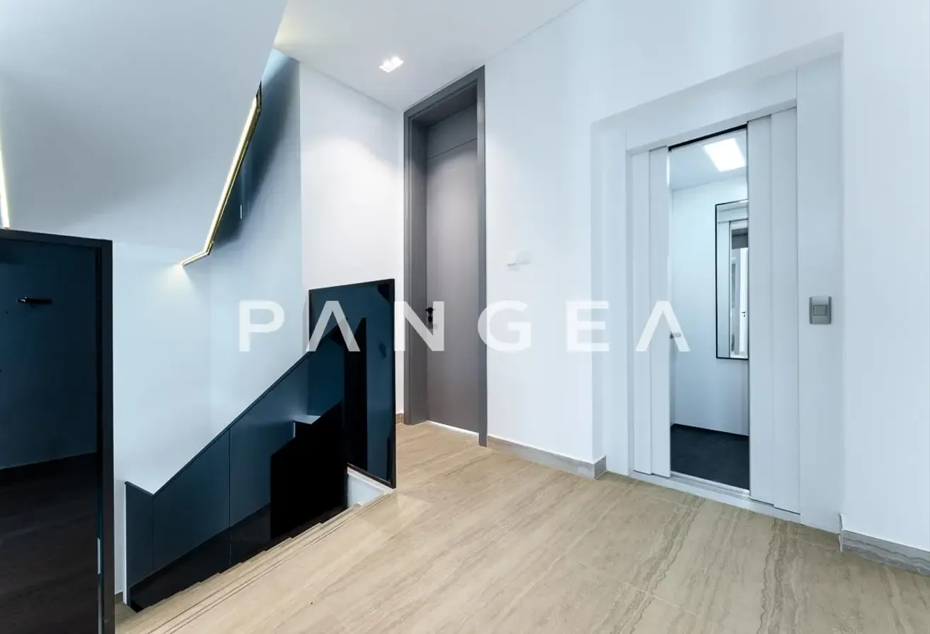 Exclusive Unit | Brand New | Options Available