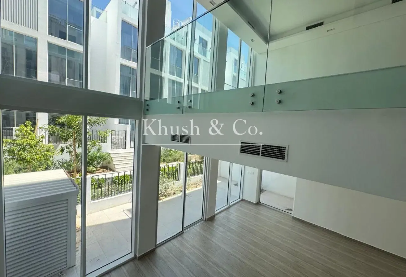 Family Villa | Bright & Spacious | Vacant