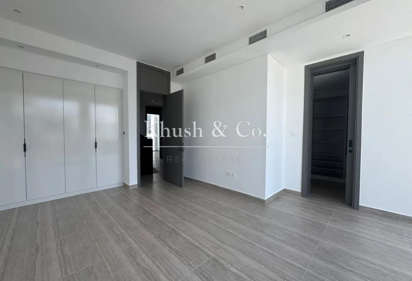 Family Villa | Bright & Spacious | Vacant