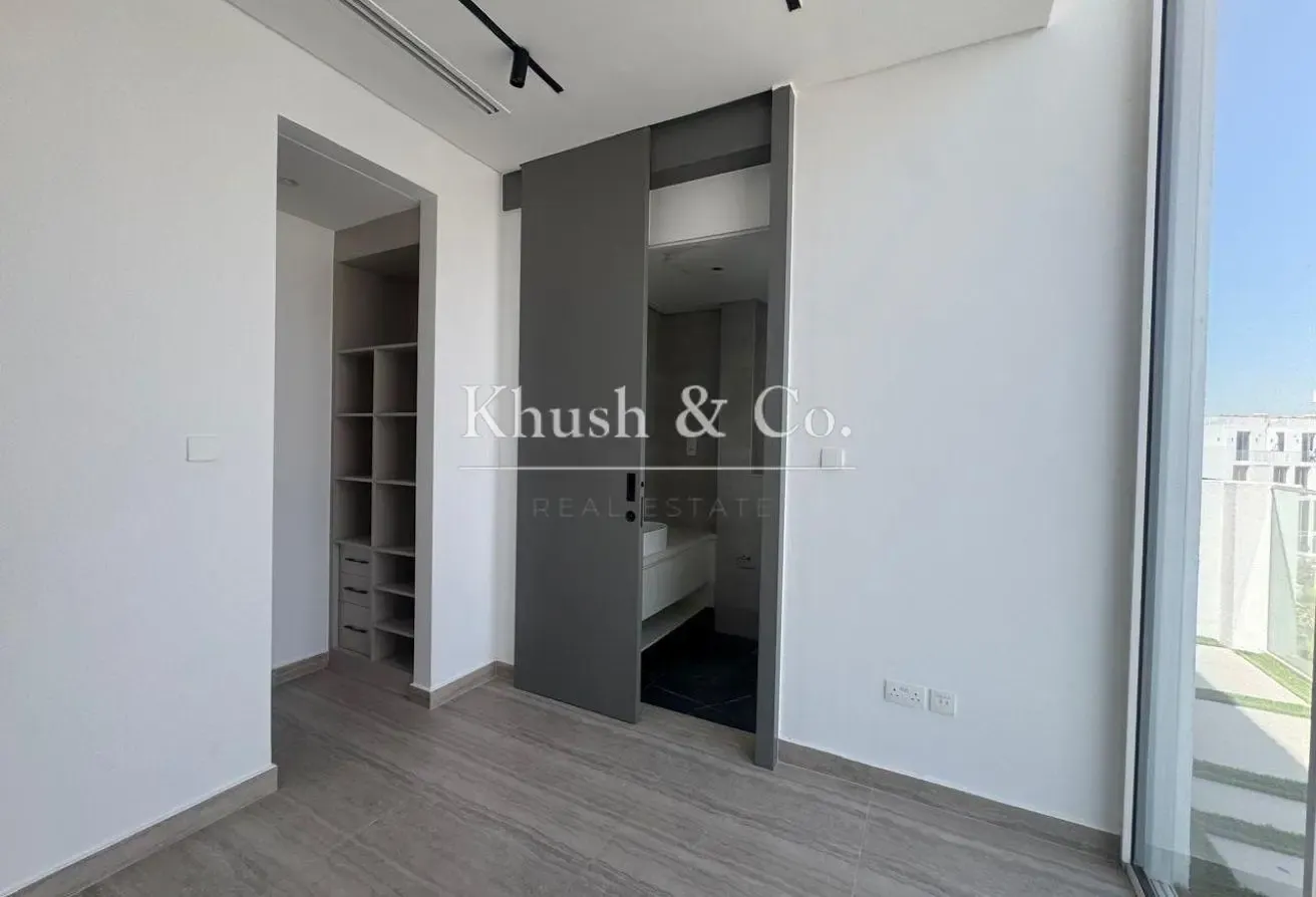 Family Villa | Bright & Spacious | Vacant