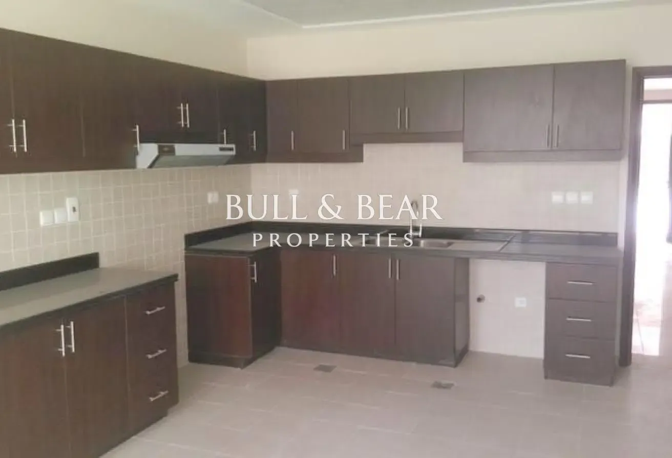 Modern Style | 4BR | Near Pool & Park