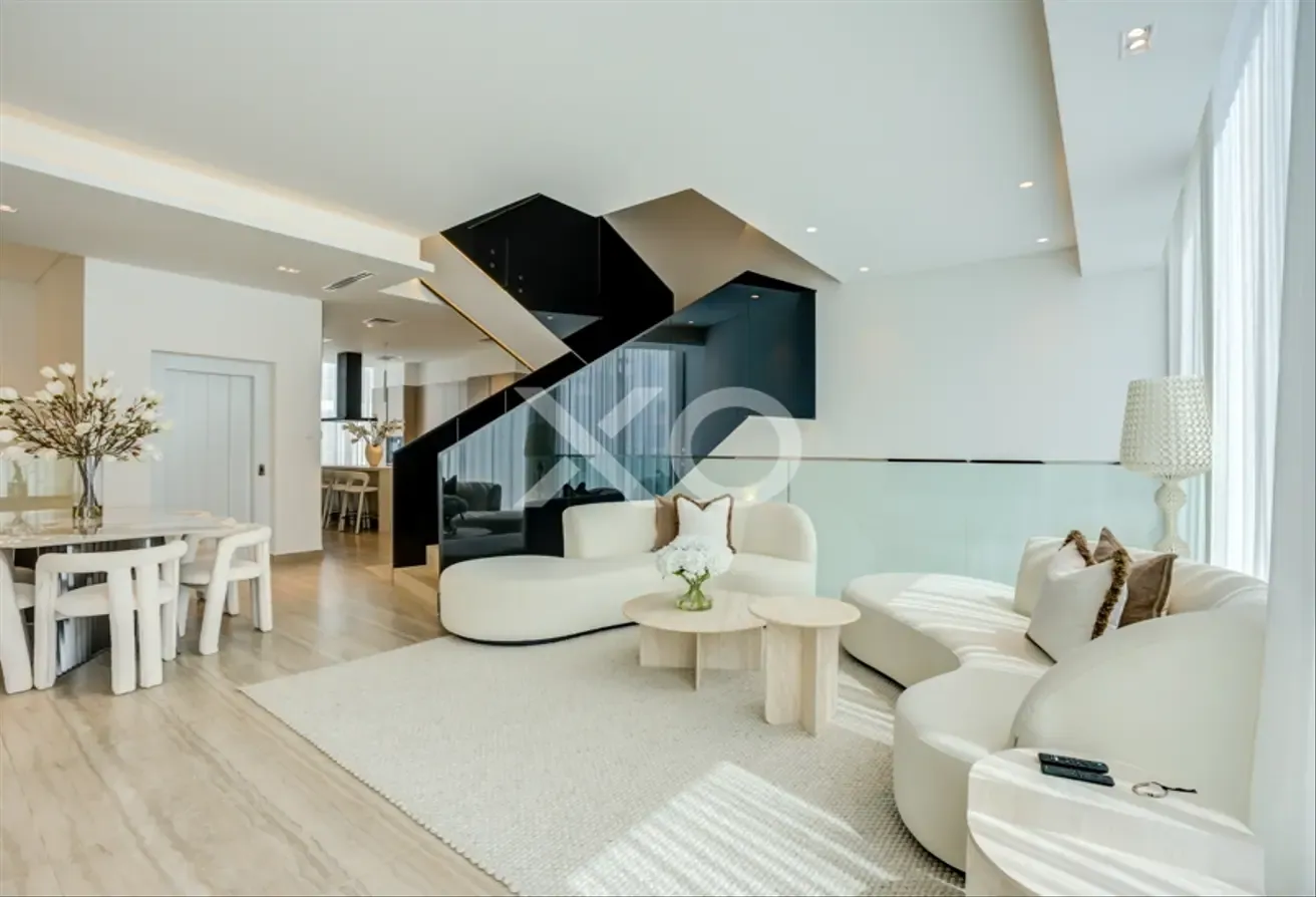 Exclusive | Bespoke Interior | Corner Unit