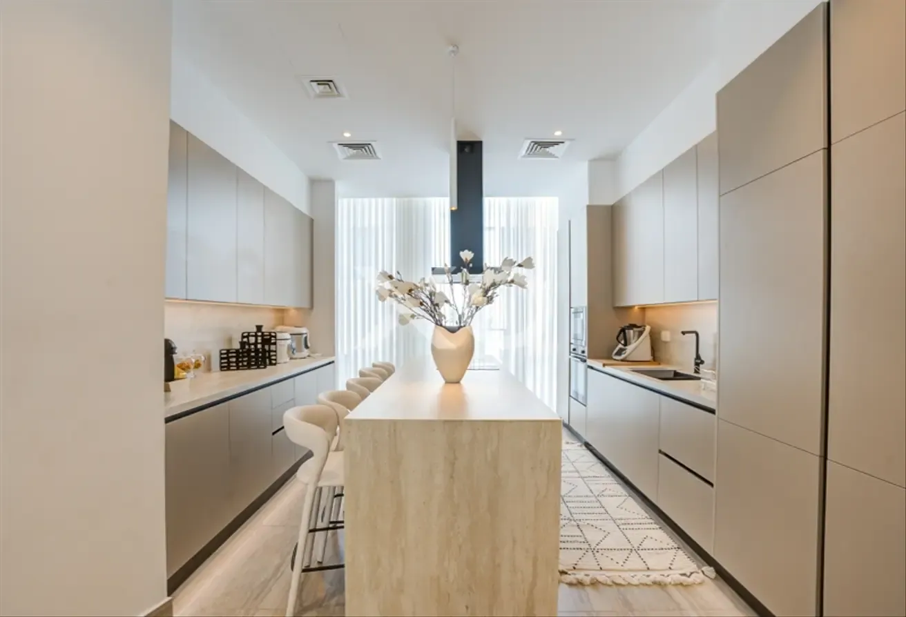 Exclusive | Bespoke Interior | Corner Unit