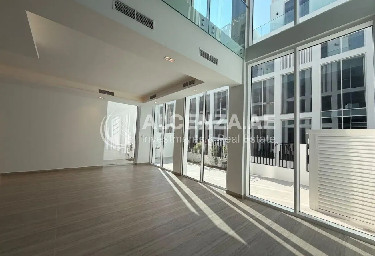 Next to lagoon | Luxury Family Home | Brand New