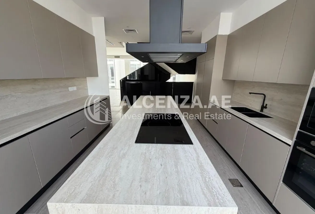 Next to lagoon | Luxury Family Home | Brand New