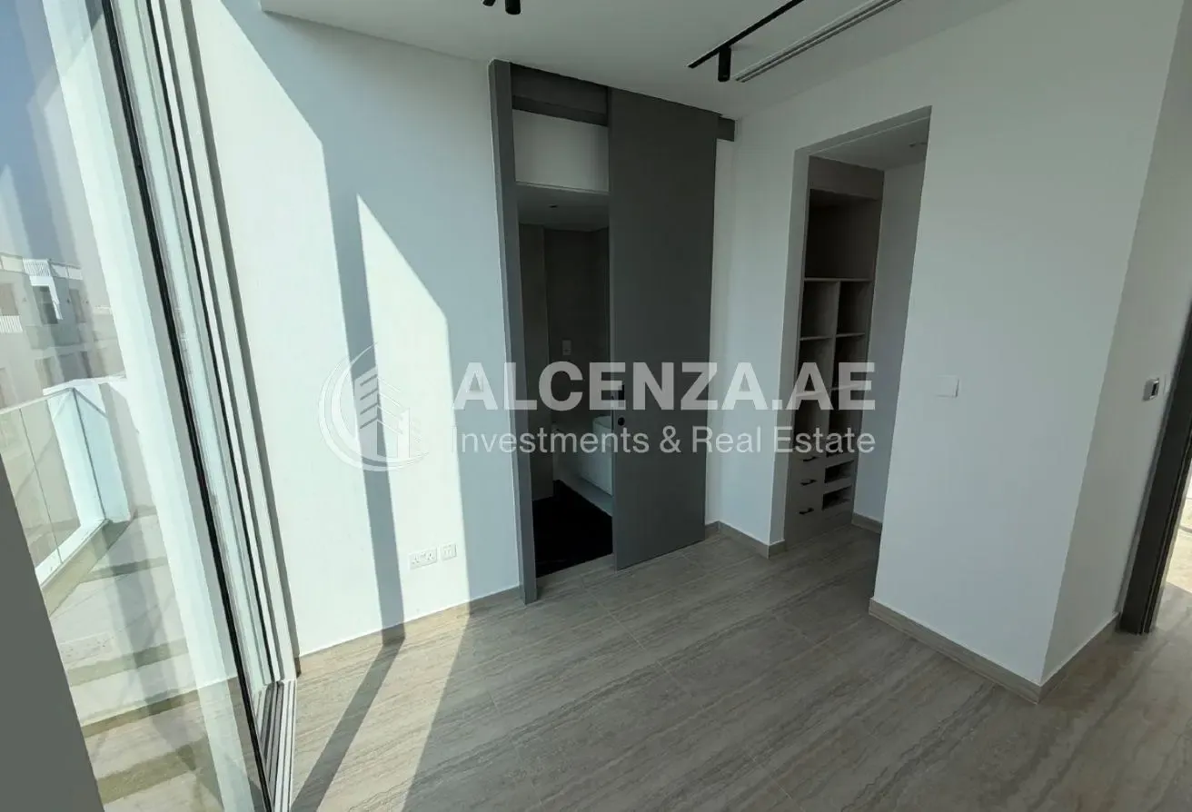 Next to lagoon | Luxury Family Home | Brand New