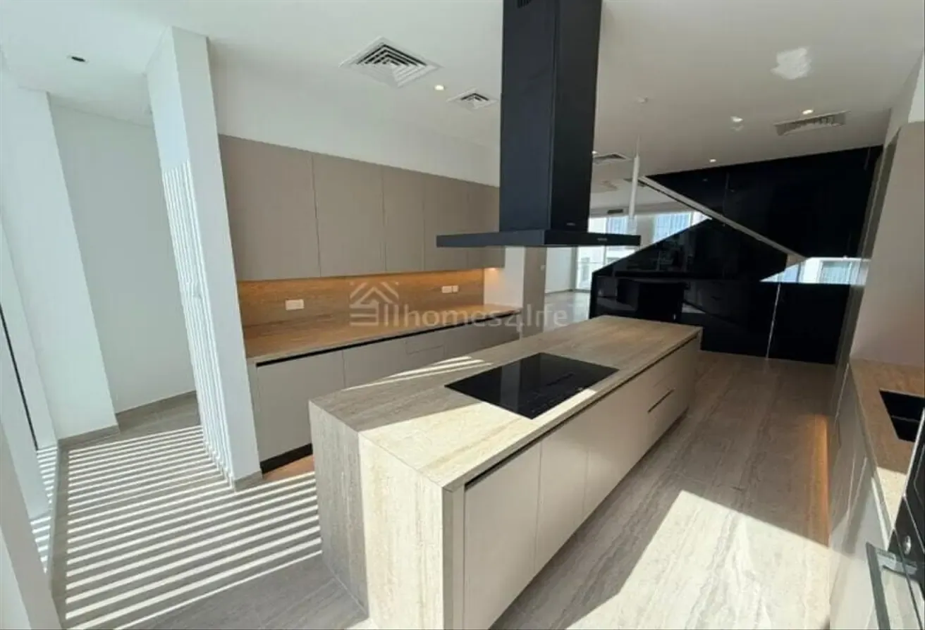 4BR | Modern Elegance | Spacious | Nature-Focused