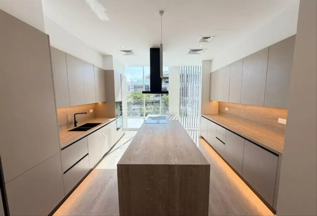 4BR | Modern Elegance | Spacious | Nature-Focused