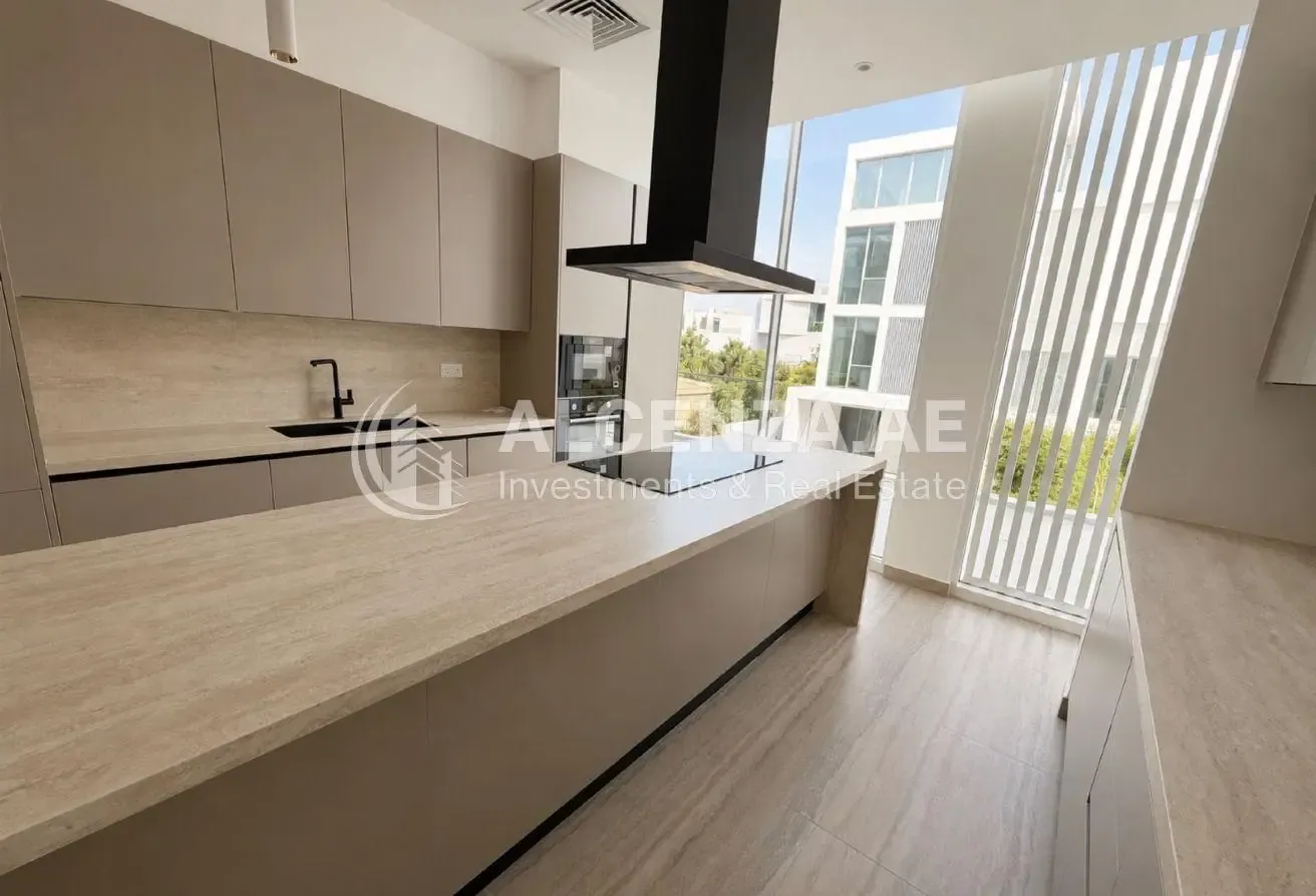 2 Months Free | Next to Lagoon | L-Shape Backyard