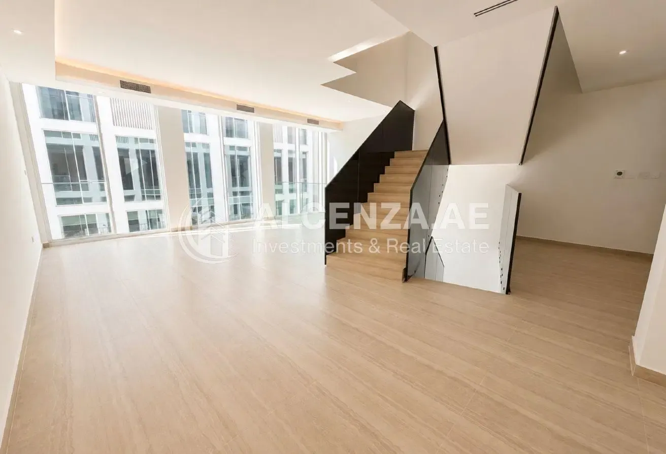 2 Months Free | Next to Lagoon | L-Shape Backyard