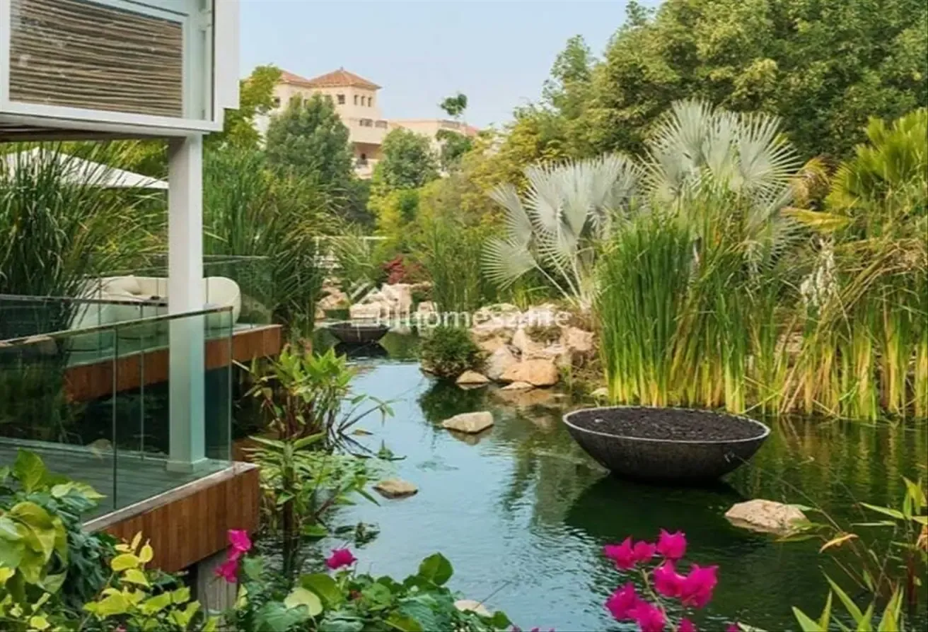 Lagoon view I 4Bedroom Rent I Move-In Ready