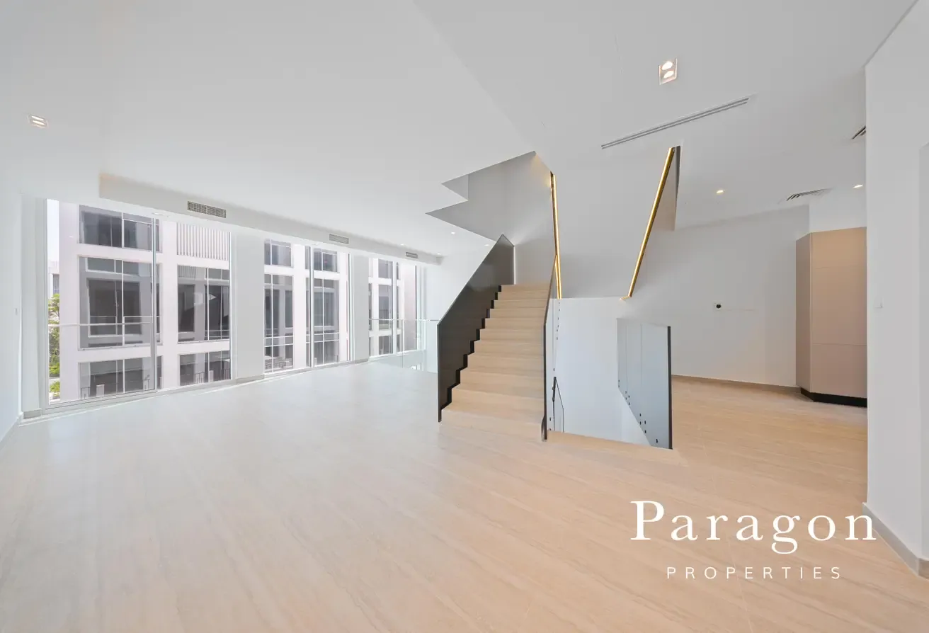 Corner Villa | Contemporary | Refined Living
