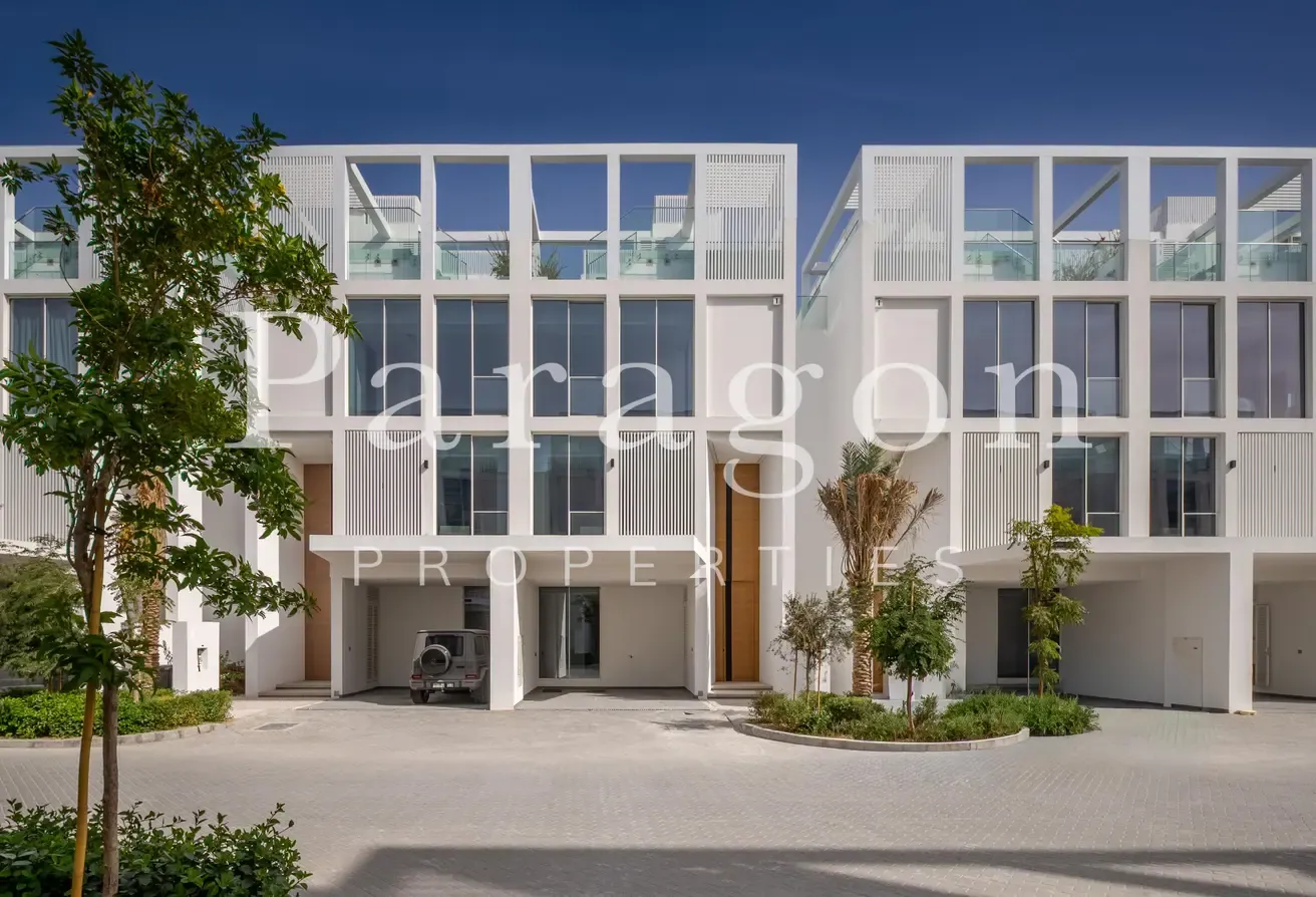 Middle Row | New to Market | Exceptional Value