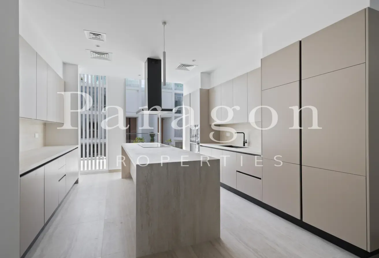 Middle Row | New to Market | Exceptional Value