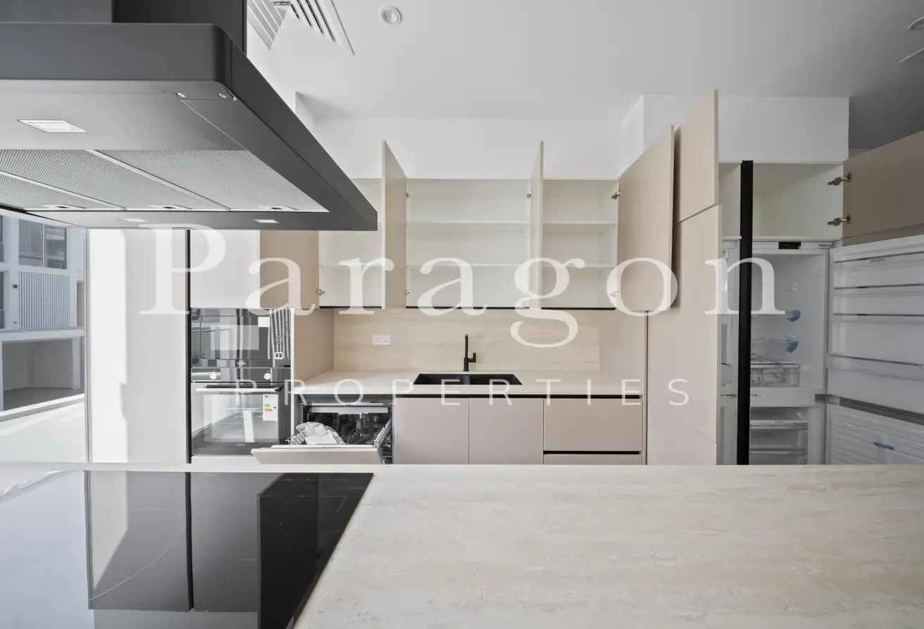 Middle Row | New to Market | Exceptional Value