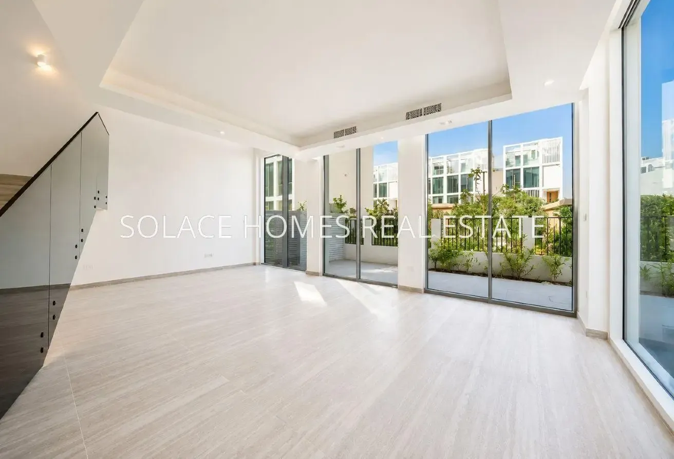 BRAND NEW - READY TO MOVE IN - PERFECT