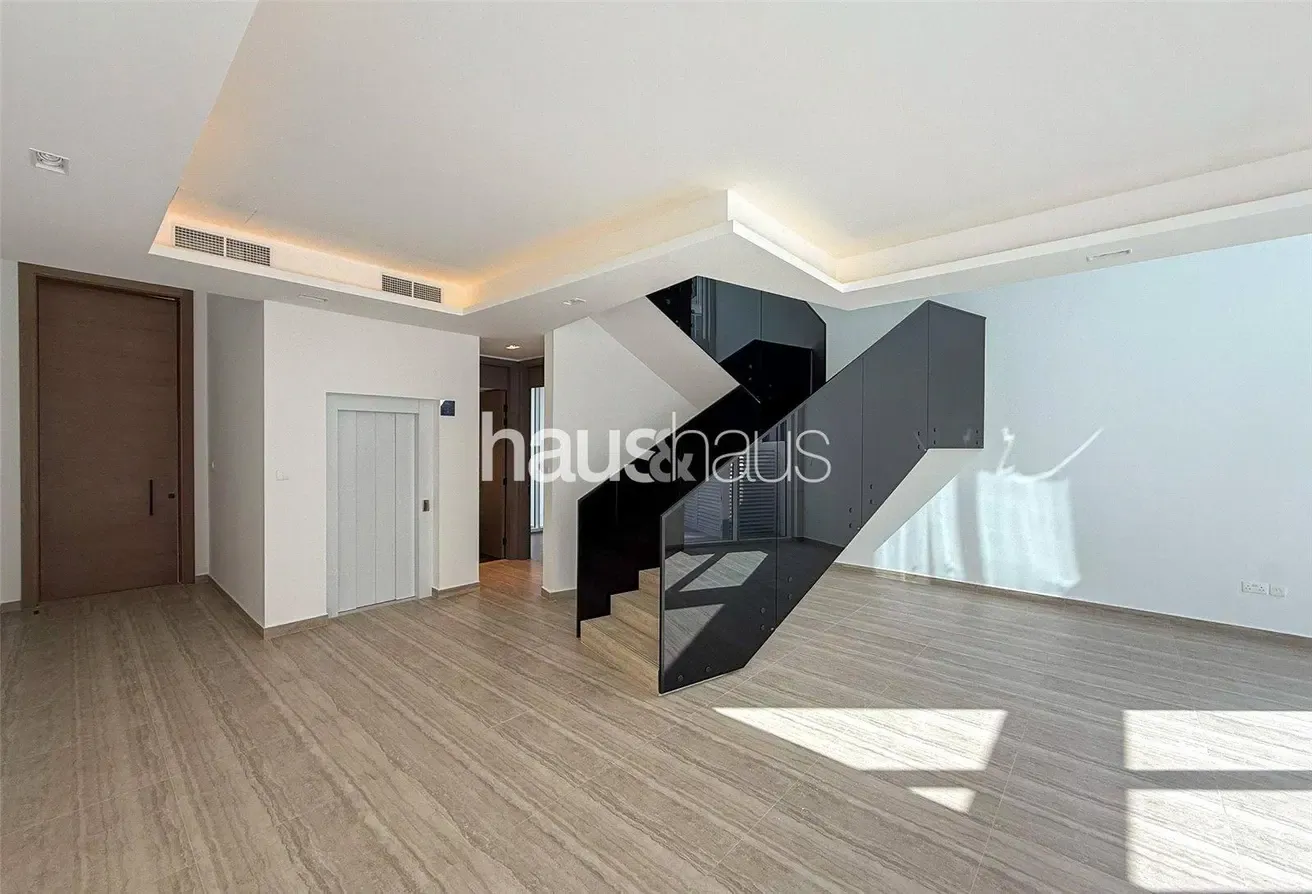 Corner Plot | Private Pool | Lagoon views