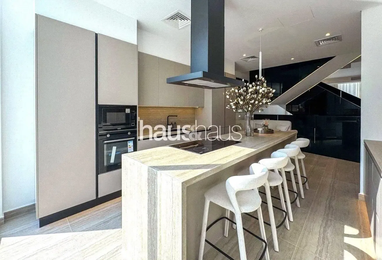 Corner Plot | Private Pool | Lagoon views