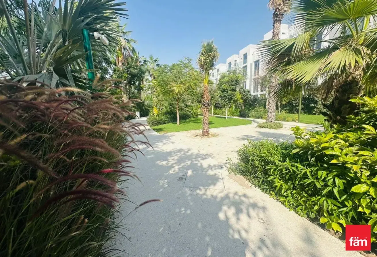 Luxury Villa I First Row Garden view .