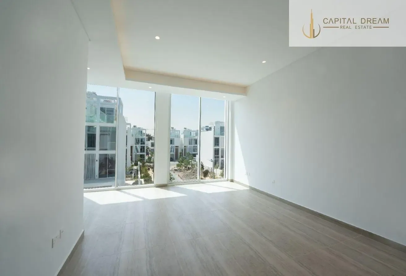 FRONT ROW | LAGOON VIEW | CORNER VILLA