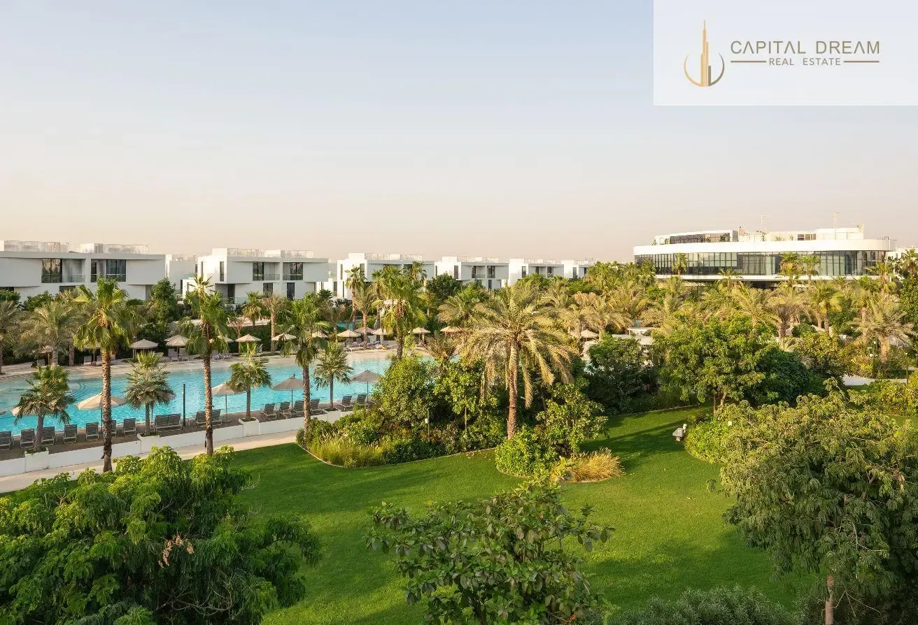 FRONT ROW | LAGOON VIEW | CORNER VILLA