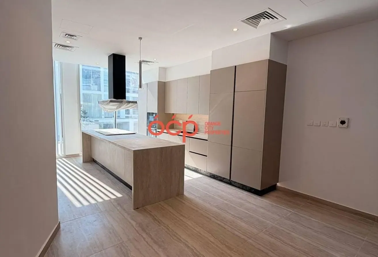 1 cheque | Comunnity View | Ready to Move