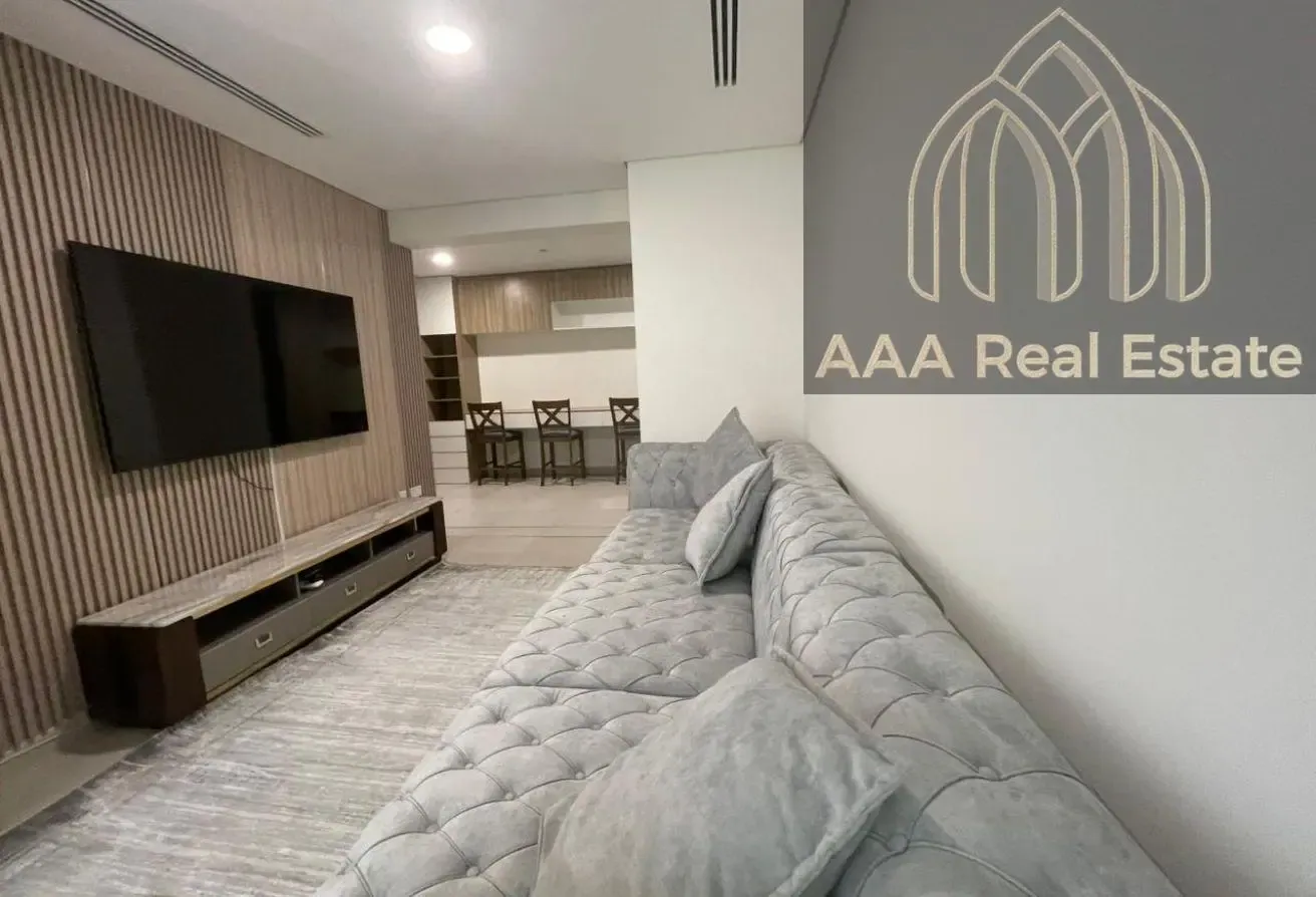FURNISHED | HIGH- END FINISHES | PRIME LOCATION