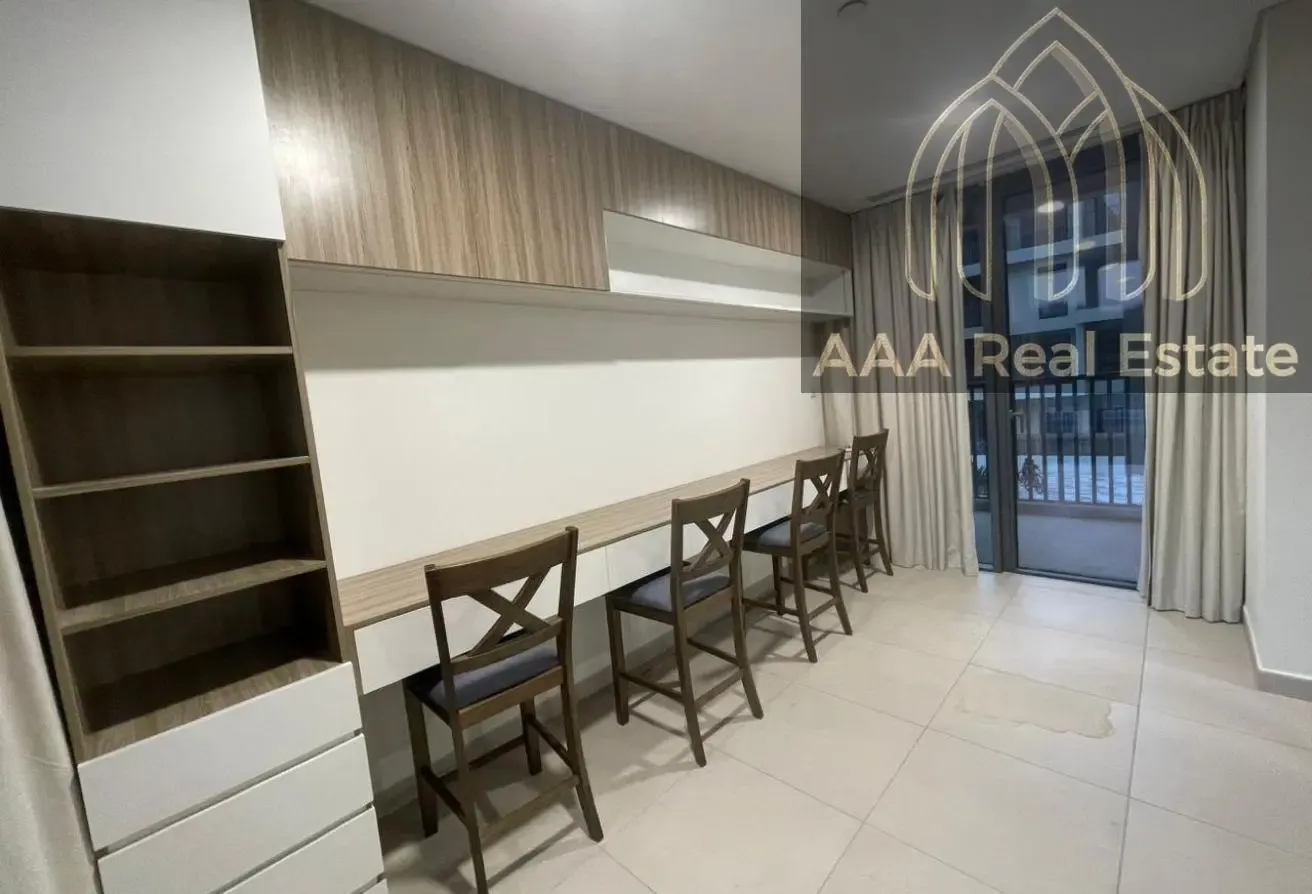 FURNISHED | HIGH- END FINISHES | PRIME LOCATION