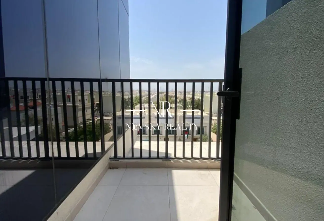REAL UNIT | TWO BEDROOM | READY TO MOVE | SPACIOUS