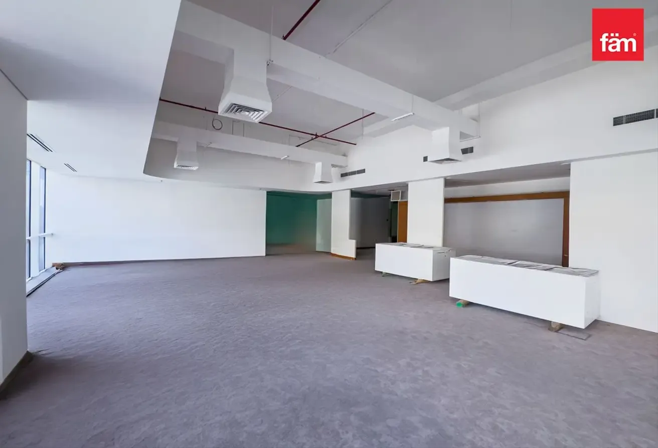 Vacant Office | Spacious Area | Prime Location